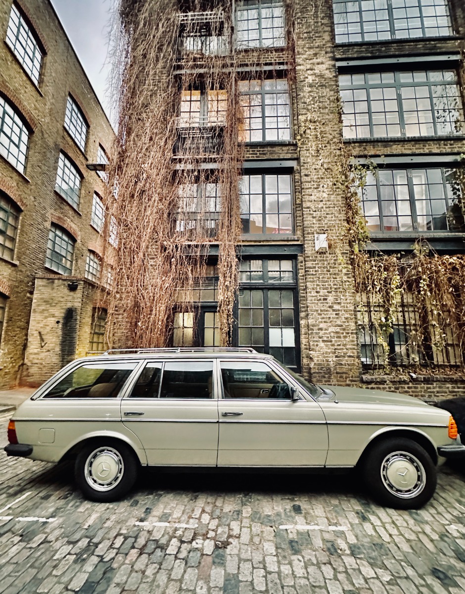 1984 Mercedes-Benz 280 Image 5